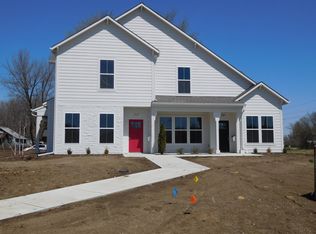 830 E 14th St, Lawrence, KS 66044