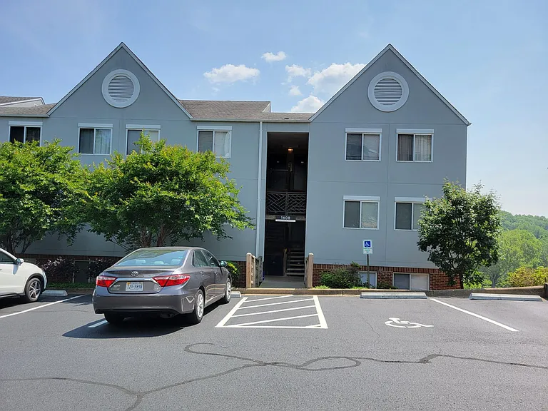 1608 Monticello Ave #A — Photo 17