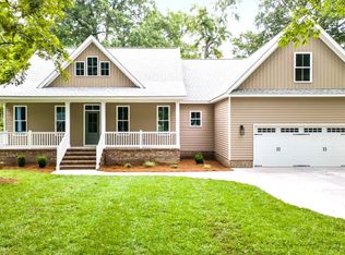 3412 Windsor Dr, Trent Woods, NC 28562