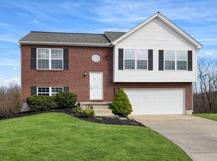 2528 Dacey Ct, Hebron, KY 41048