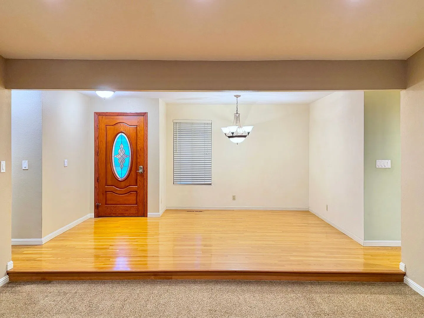 Home in Pleasanton Available Now! — Photo 2