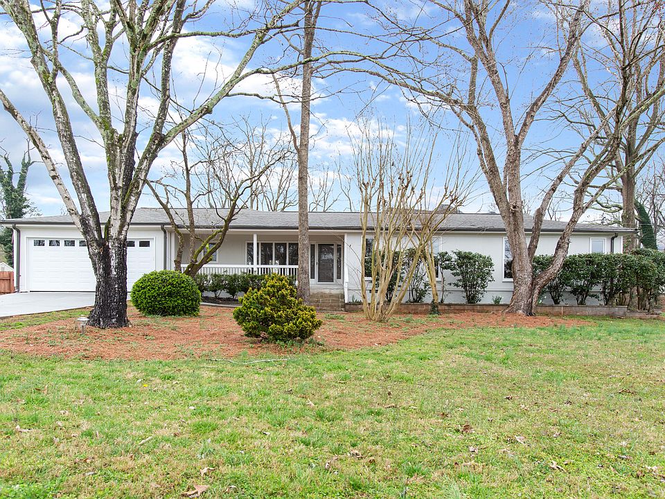 1st image of 3810 Kensington Dr
