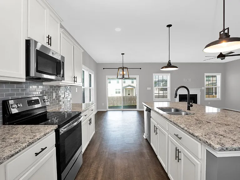 2346 Spinning Wheel Rd — Photo 16