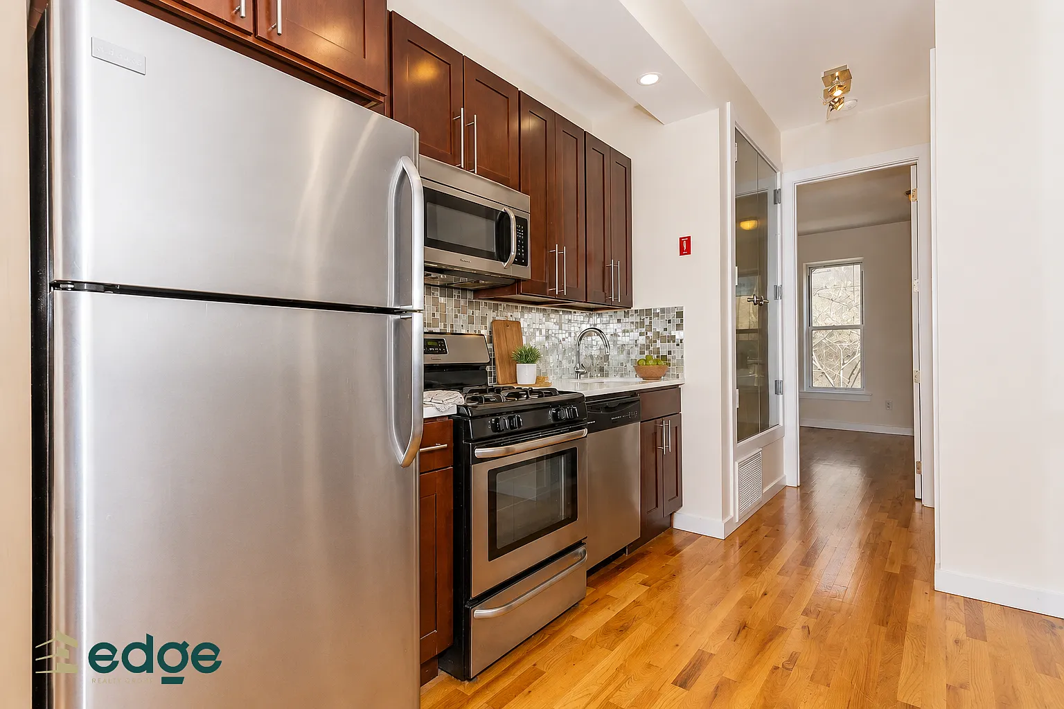 71 Wilson Avenue — Photo 2