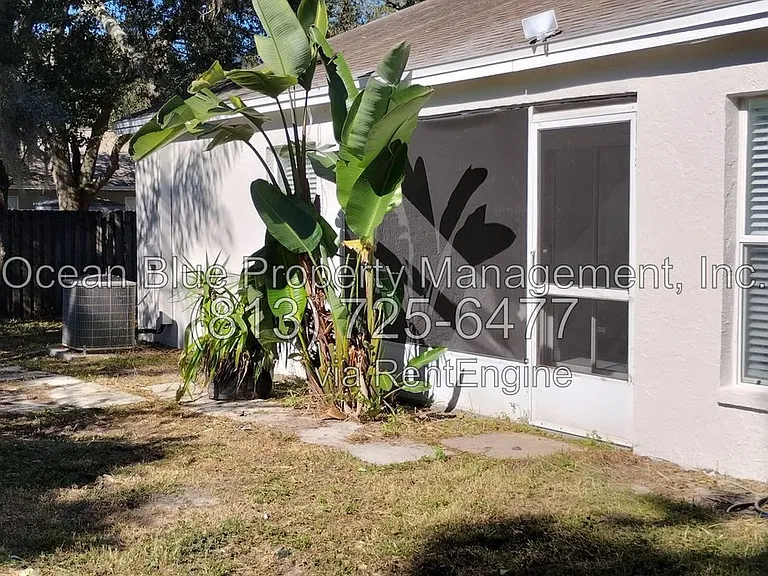 13548 Bellingham Dr — Photo 20