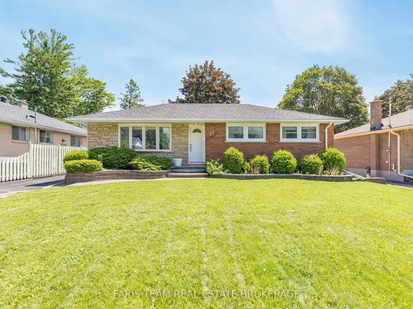 37 Downsview Dr, Barrie, ON L4M 4P9