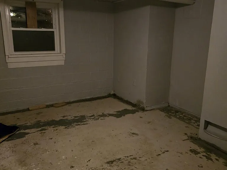 204 S Robbins Ct — Photo 30