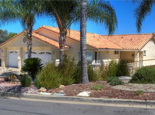 22950 Lassen Dr, Canyon Lake, CA 92587
