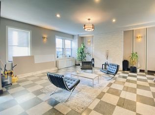 3933 N Clarendon Ave APT 108, Chicago, IL 60613