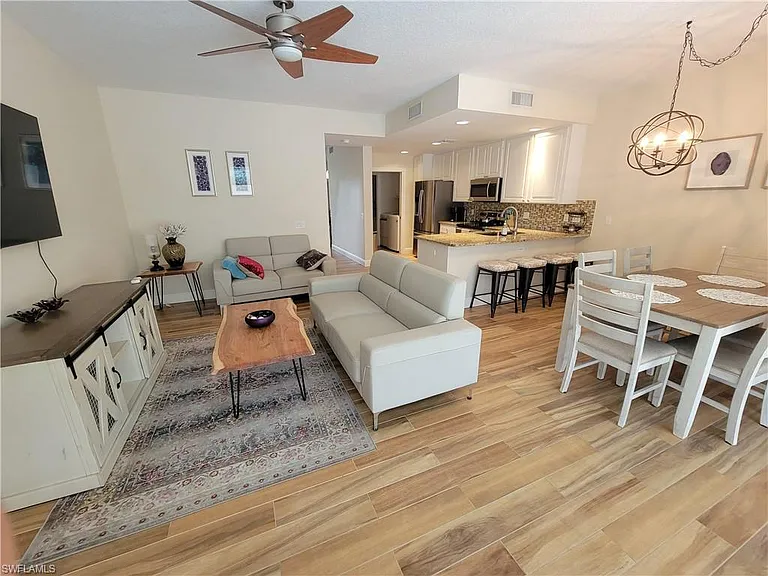 3536 Islandwalk Cir — Photo 15