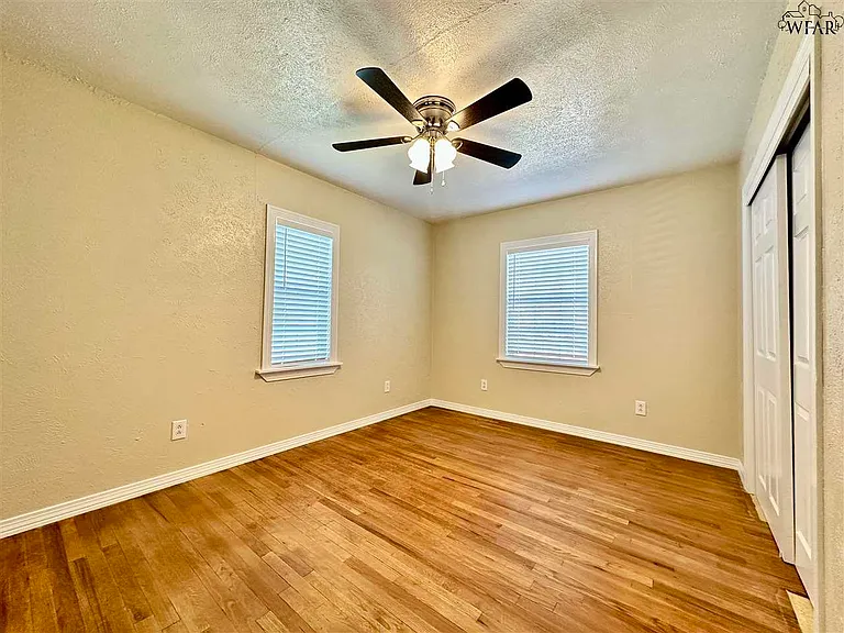 2211 Fillmore St — Photo 15