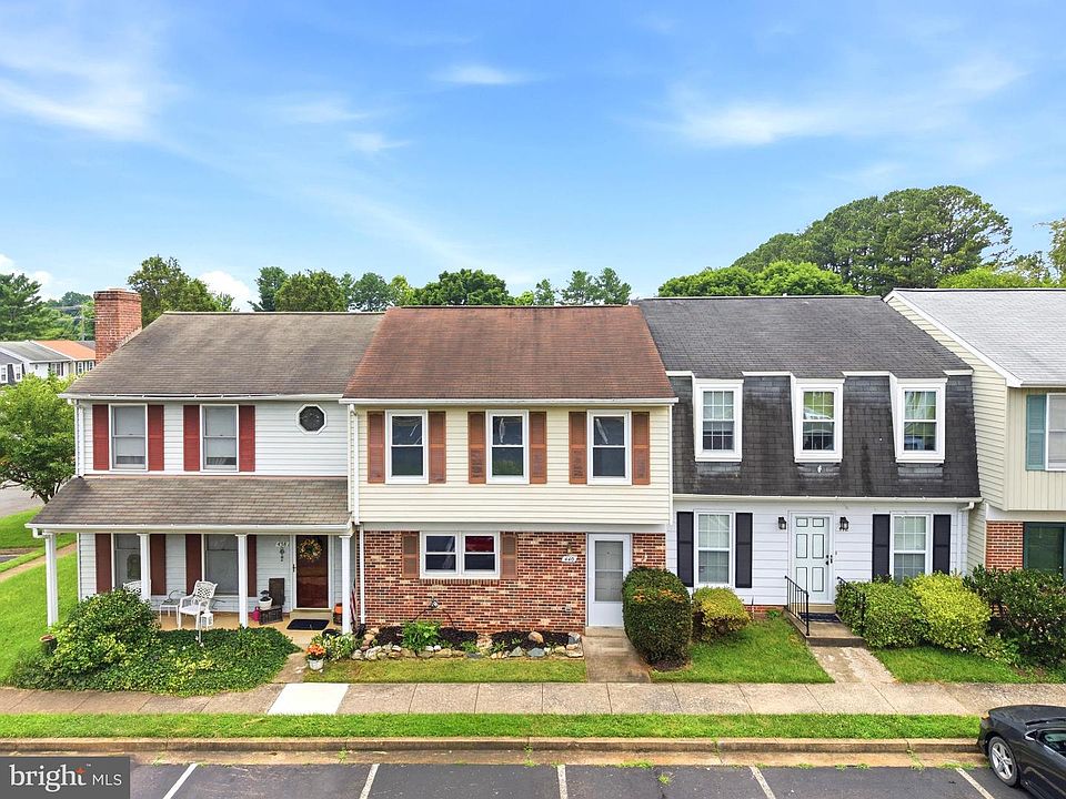 1st image of 440 Ridge Ct