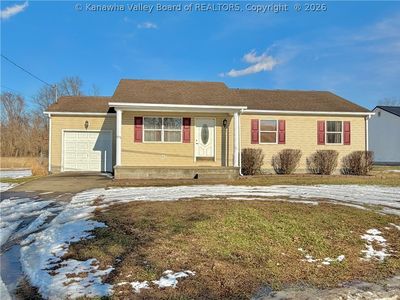 705 University Ln, Point Pleasant, WV, 25550