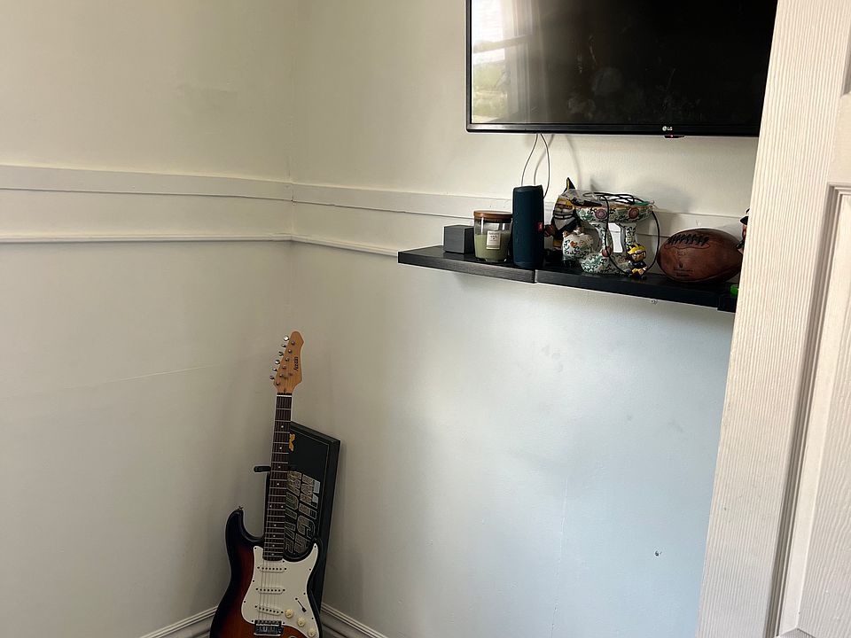 1st image of 246 National Ave NW #1