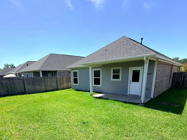 8515 Balding Dr — Photo 16