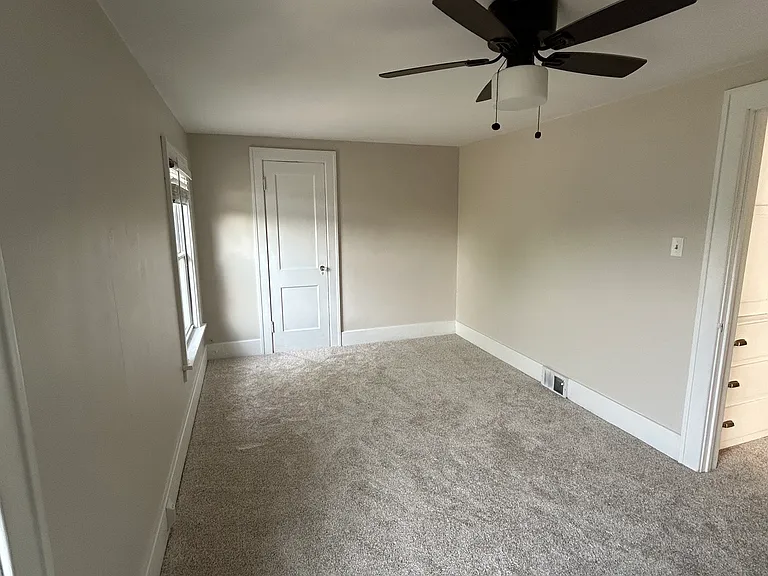 119 McKinley Ave — Photo 14