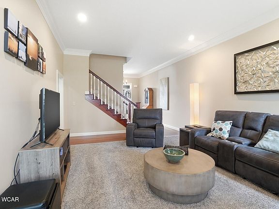 4th image of 2633 Adgate Rd