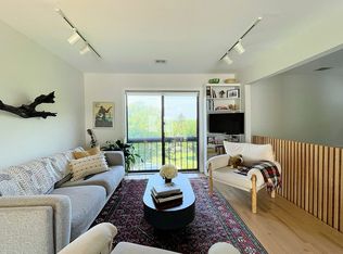 122 Tower Hill Dr, Red Bank, NJ 07701