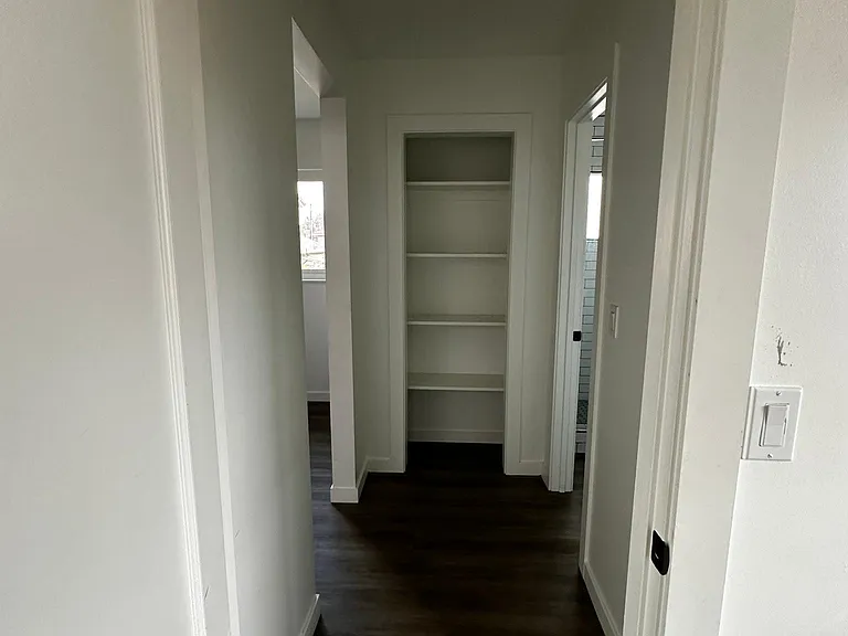 1616 Park Ave #14 — Photo 14