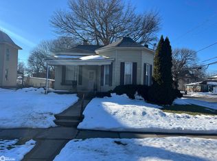 325 N C St, Oskaloosa, IA 52577
