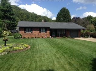 10838 Charleston Rd, Red House, WV 25168
