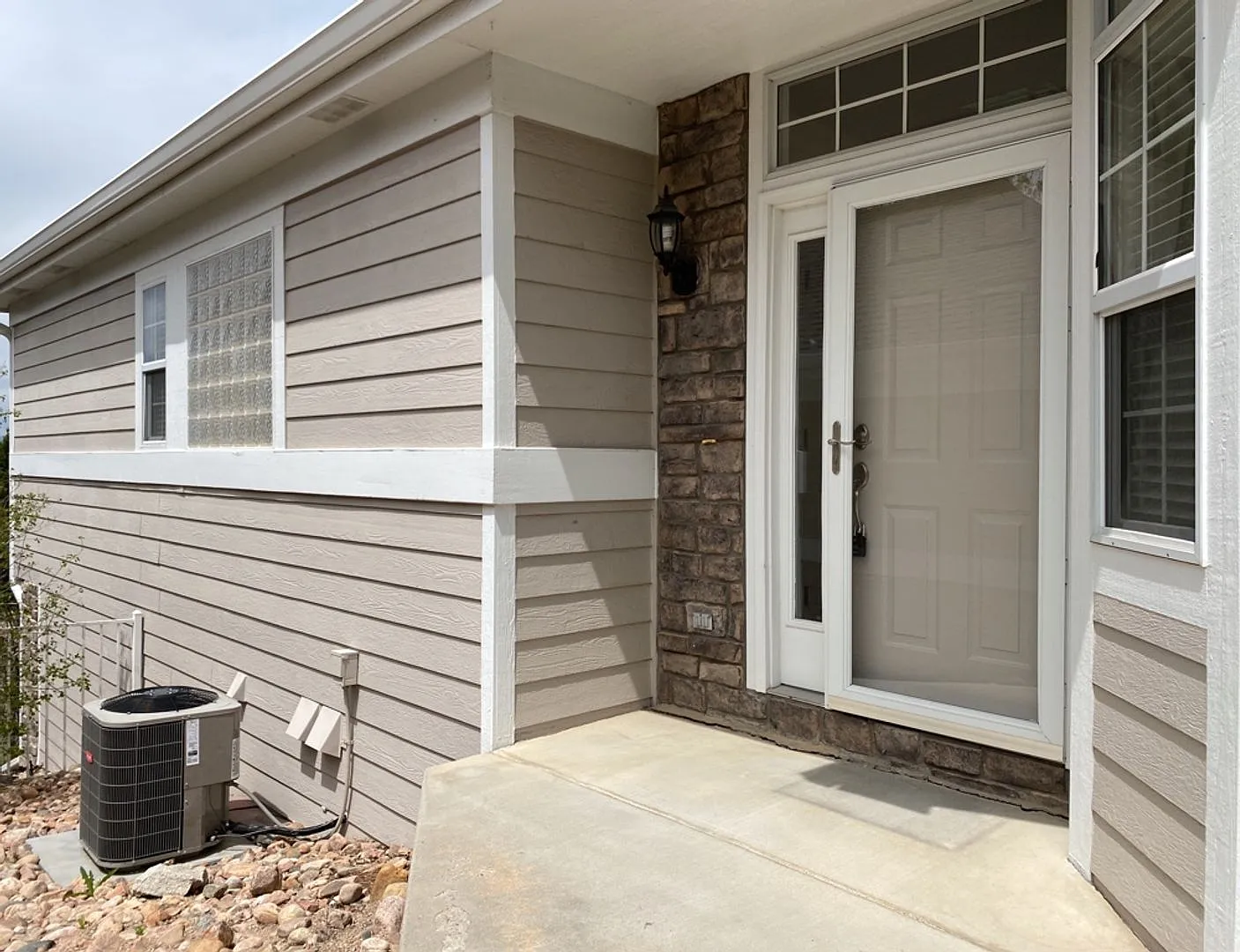 Spacious 3 Bed 3 Bath Patio Home on Ptarmigan Golf Course — Photo 3