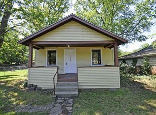 136 Rhodes St, South Bend, IN 46637