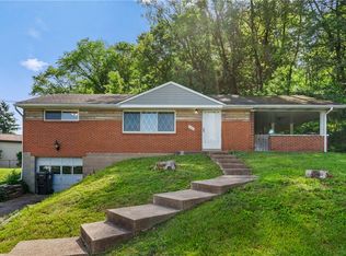 5345 Ranchview Dr, Pittsburgh, PA 15236