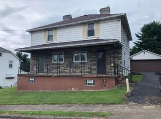 127 Frogtown Rd, Mc Clellandtown, PA 15458
