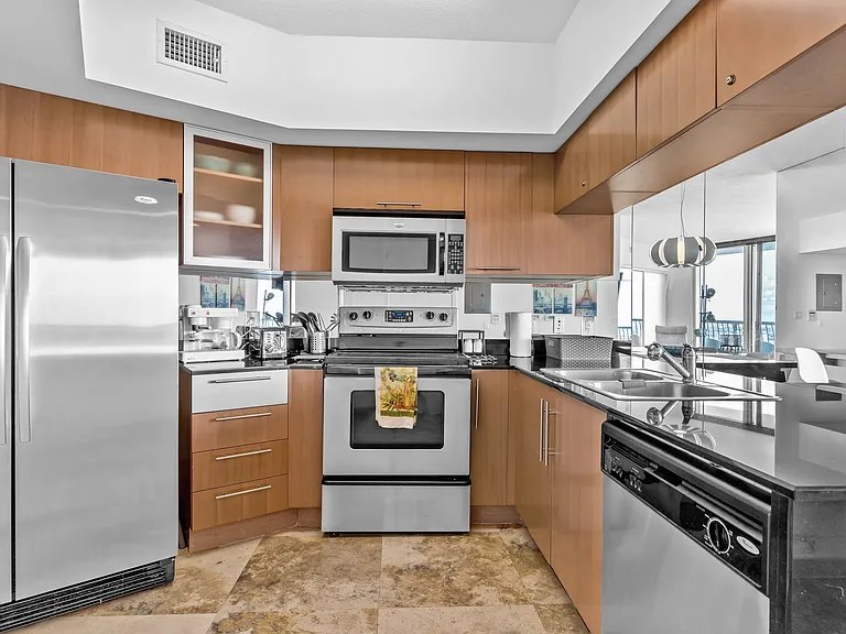 1750 N Bayshore Dr #3407 — Photo 6