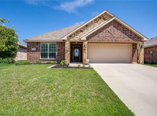 2022 Diamondback Dr, Forney, TX 75126
