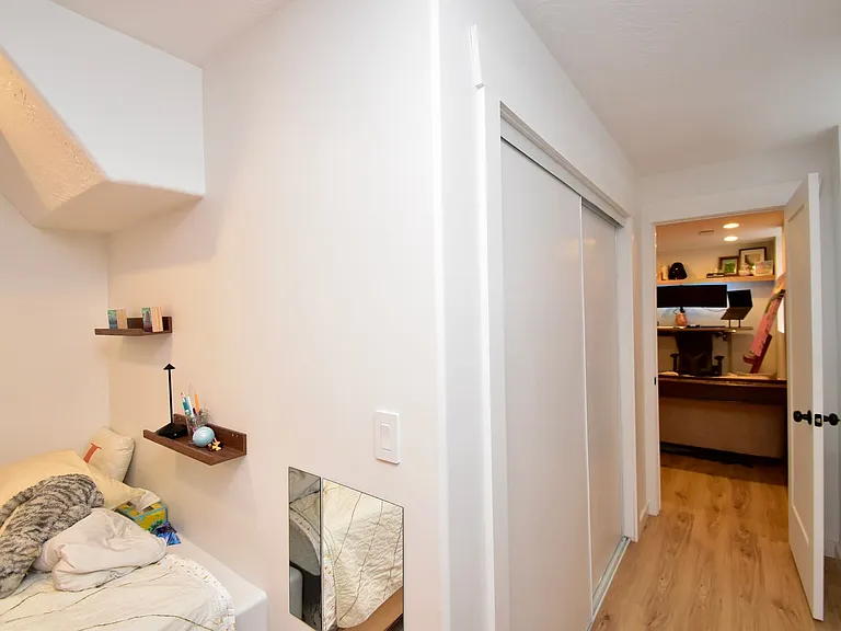 854 E Kensington Ave — Photo 23