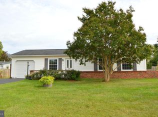 607 W Beech Rd, Sterling, VA 20164