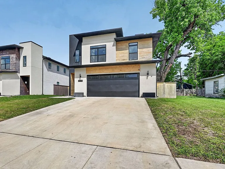 1941 Glenmore Ave — Photo 3