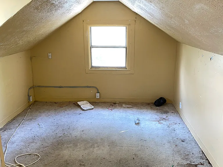5811 Helen Ave — Photo 11