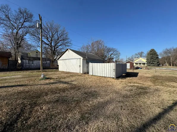 317 N 3rd St, Marion, KS 66861