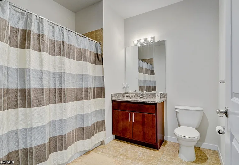331 Pond Ln — Photo 47