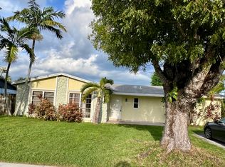 18321 SW 89th Ct, Palmetto Bay, FL 33157