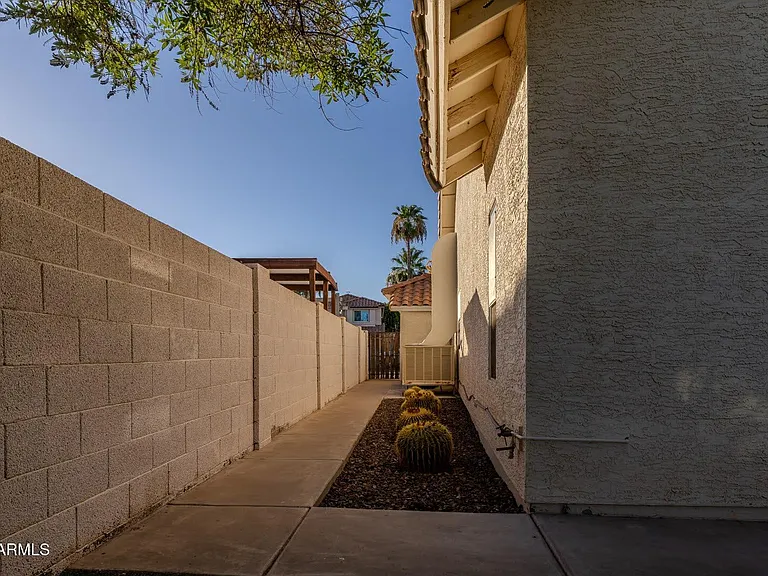 3125 E Cottonwood Ln — Photo 37