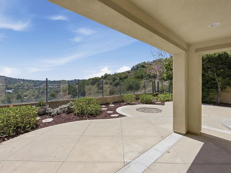 40 Paseo Lerida — Photo 21