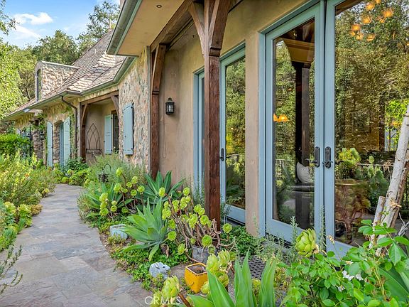 3rd image of 3439 Dorothy Rd