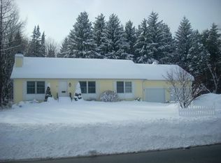 30 Bridge St, West Newbury, MA 01985