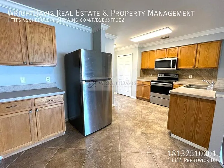 13314 Prestwick Dr — Photo 9
