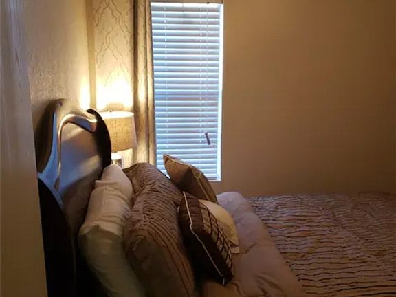 5th image of 4205 Deek Dr #A-d