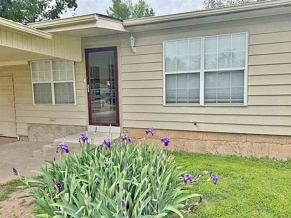 2nd image of 2113 NW Lake Ave