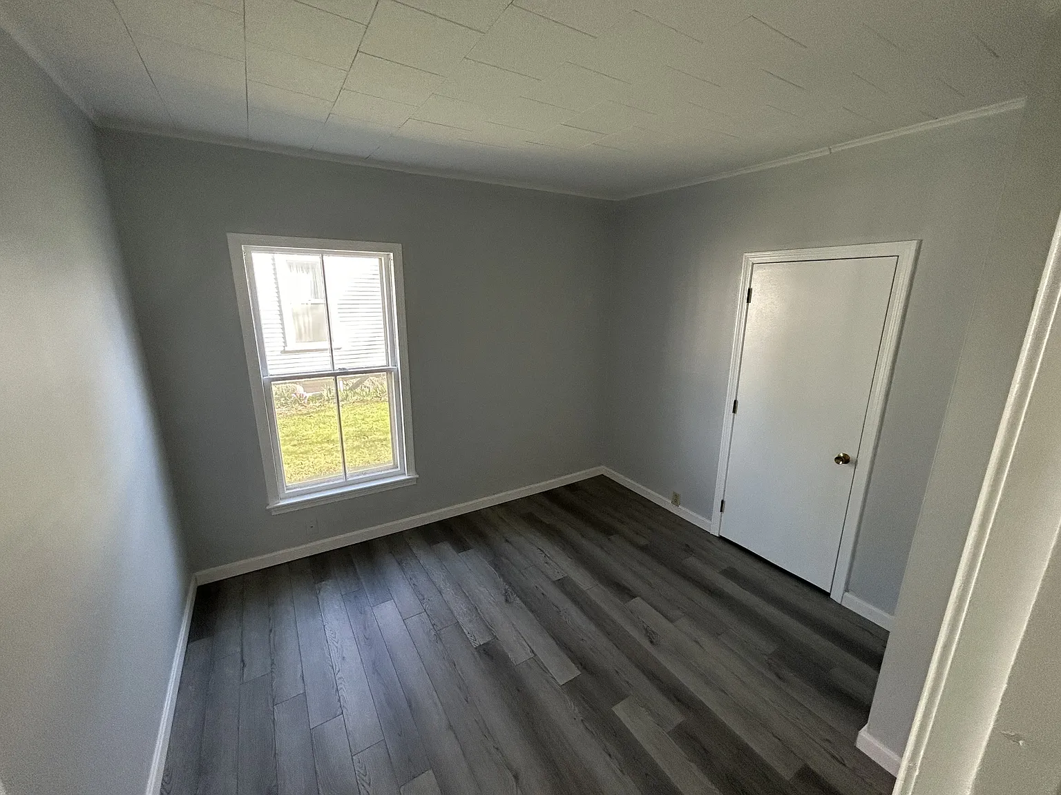 85 Parkview Avenue - 1 — Photo 2