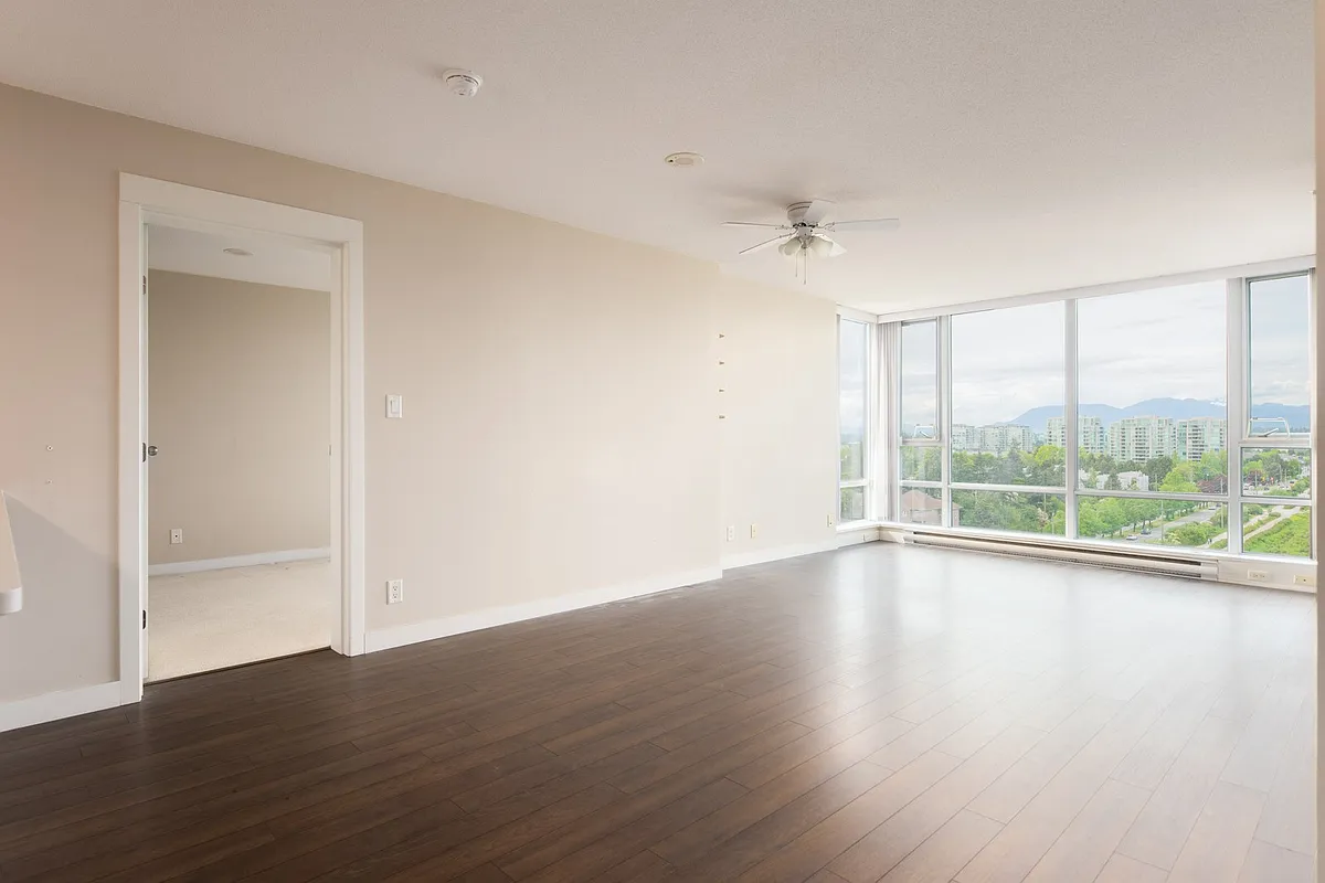 Building Photo - 9171 Ferndale Rd #1103