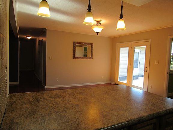 5th image of 729 Scenic Hills Dr