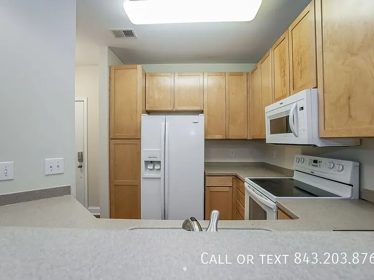1116 Basildon Rd — Photo 5
