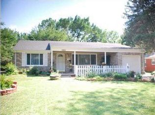 5903 E Rockwood Rd, Wichita, KS 67208